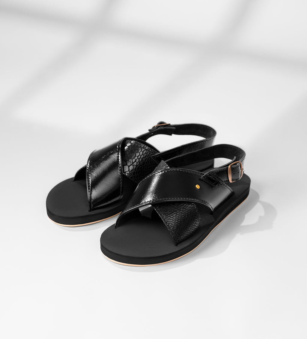 MEN BUCKEL BLACK ADJUSTABLE STRAP  SANDALS